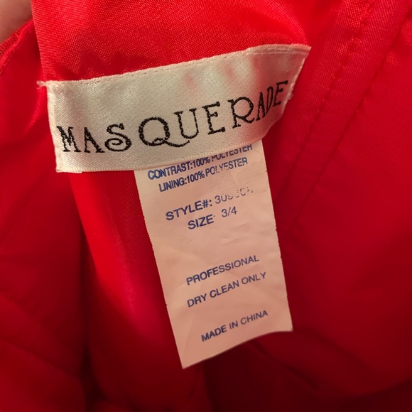 Red Masquerade lace dress - Picture 3 of 3